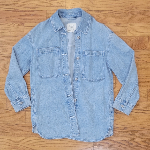 Abercrombie & Fitch Jackets & Blazers - Abercrombie & Fitch Denim Shacket Long Button Down Jacket